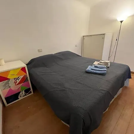 A Flat With A View In The Heart Of The Old Town Apartment *